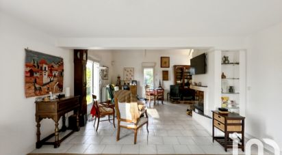 House 7 rooms of 165 m² in Locmiquélic (56570)