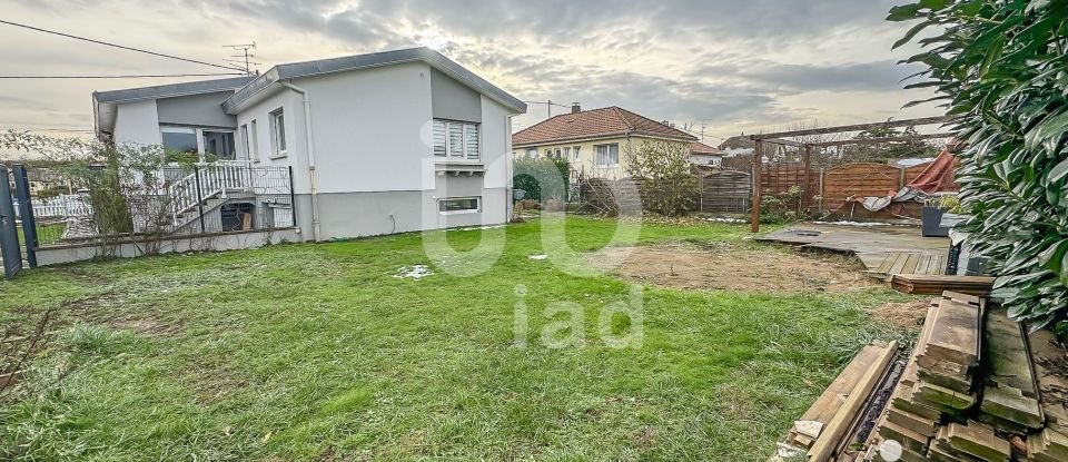 Maison 6 pièces de 128 m² à Pulversheim (68840)