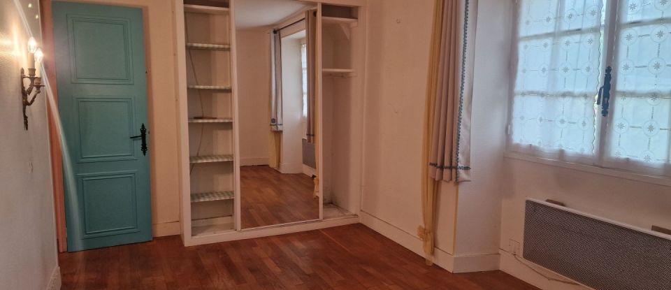 Maison 4 pièces de 75 m² à Ancy-le-Franc (89160)