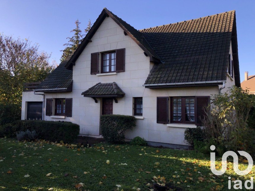 House 6 rooms of 129 m² in Villennes-sur-Seine (78670)