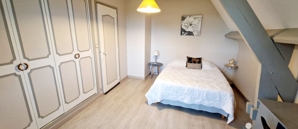 Maison 8 pièces de 121 m² à Le Fresne-Camilly (14480)