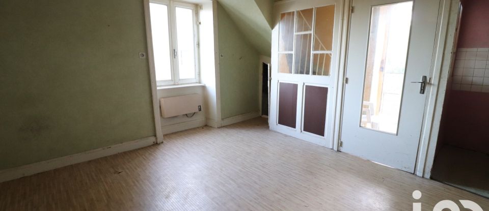 Village house 3 rooms of 67 m² in Saint-Georges-sur-Allier (63800)