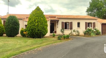 Traditional house 5 rooms of 130 m² in Chaniers (17610)