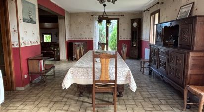 Traditional house 5 rooms of 130 m² in Chaniers (17610)