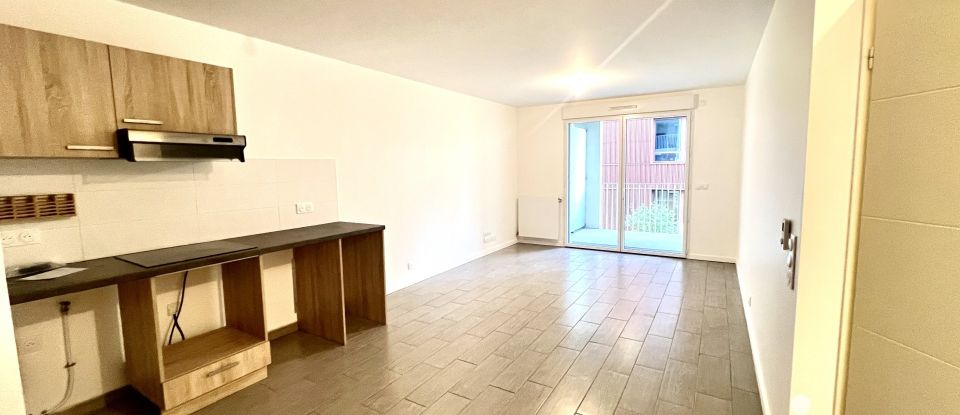 Appartement 2 pièces de 47 m² à Bordeaux (33800)