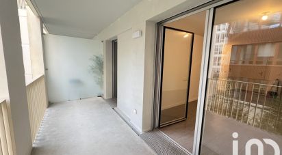 Appartement 2 pièces de 47 m² à Bordeaux (33800)