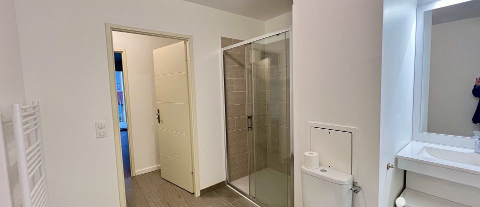 Appartement 2 pièces de 47 m² à Bordeaux (33800)