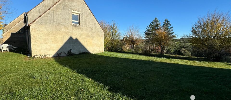 Maison 5 pièces de 100 m² à Montfaucon (46240)