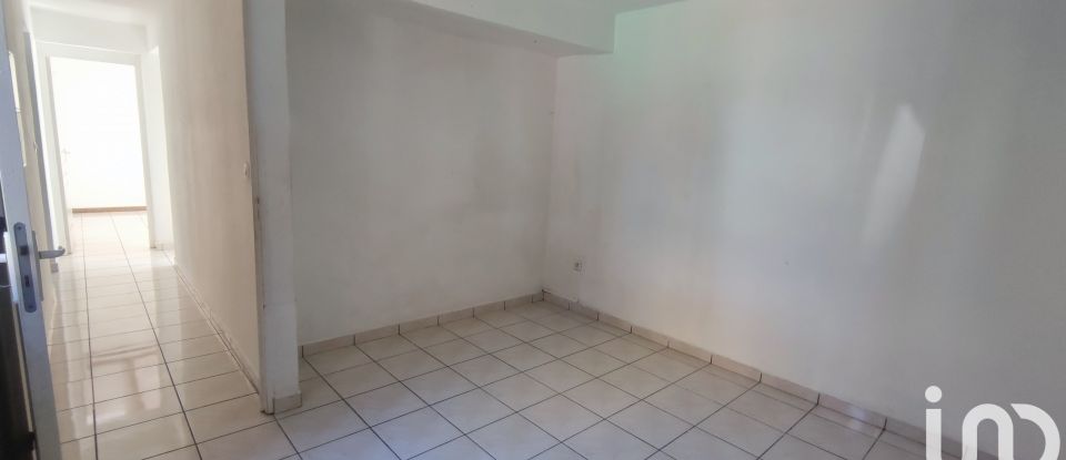 House 4 rooms of 96 m² in Le Tampon (97430)