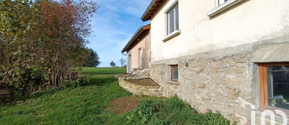 Village house 4 rooms of 77 m² in Chomelix (43500)