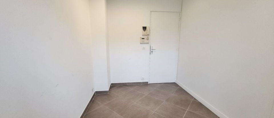 Murs commerciaux de 42 m² à Toulon (83000)