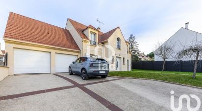 Maison 7 pièces de 198 m² à Frépillon (95740)