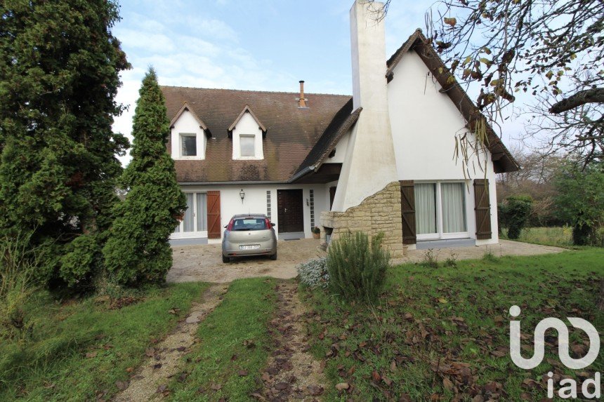 Maison 8 pièces de 150 m² à Villeneuve-sur-Yonne (89500)