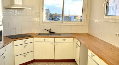 Apartment 3 rooms of 110 m² in Valenciennes (59300)