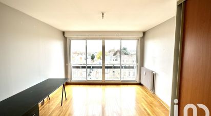 Apartment 3 rooms of 110 m² in Valenciennes (59300)