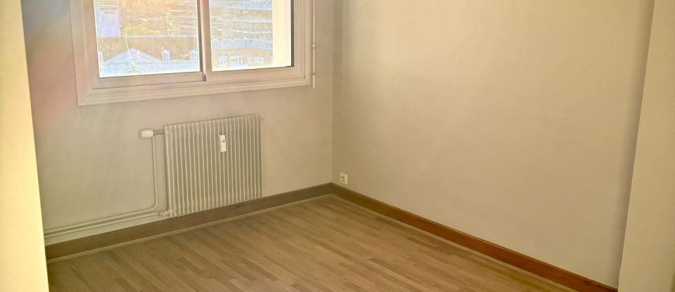 Appartement 3 pièces de 110 m² à Valenciennes (59300)