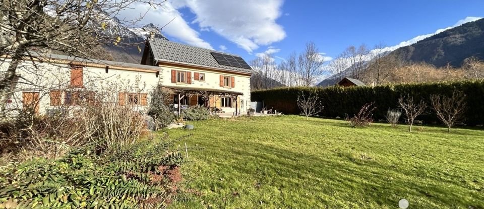 Country house 5 rooms of 144 m² in Le Bourg-d'Oisans (38520)