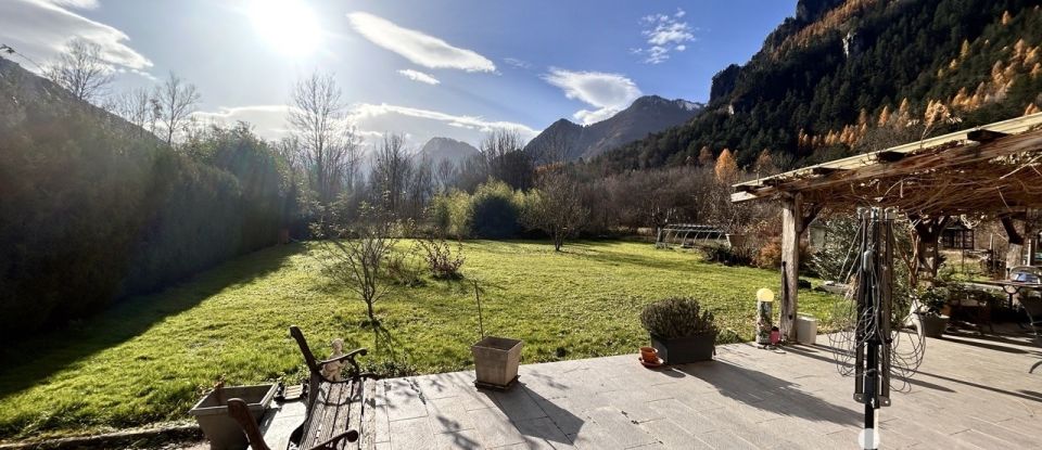 Country house 5 rooms of 144 m² in Le Bourg-d'Oisans (38520)