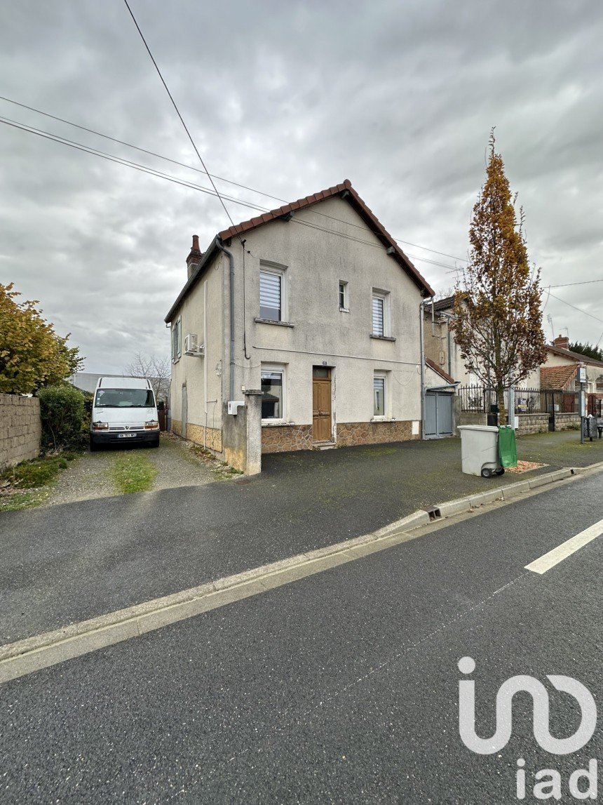 Maison 5 pièces de 95 m² à Issoudun (36100)