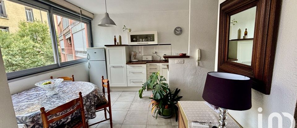 Appartement 2 pièces de 38 m² à Vals-les-Bains (07600)