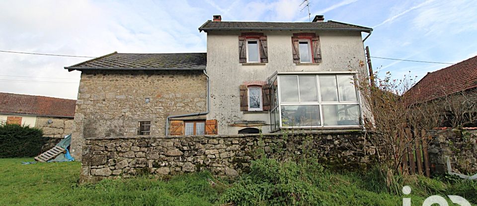 Maison de village 4 pièces de 82 m² à Ceyroux (23210)