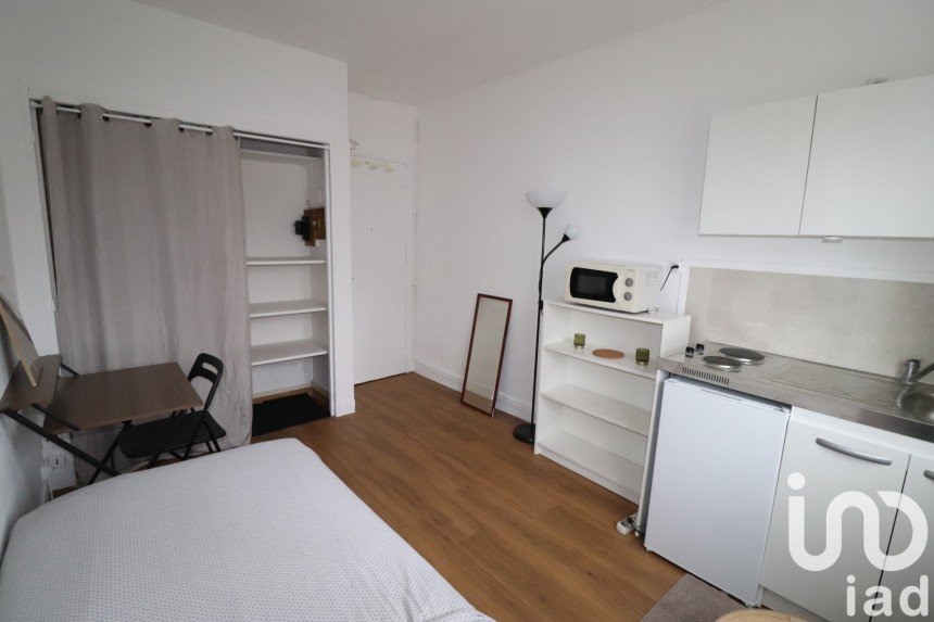 Studio 1 room of 12 m² in Antony (92160)