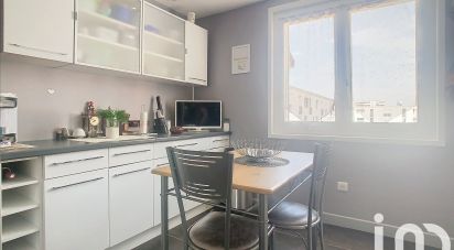 Apartment 4 rooms of 70 m² in Saint-Martin-d'Hères (38400)