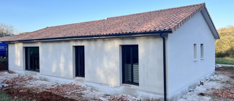 Maison 5 pièces de 129 m² à Campsegret (24140)