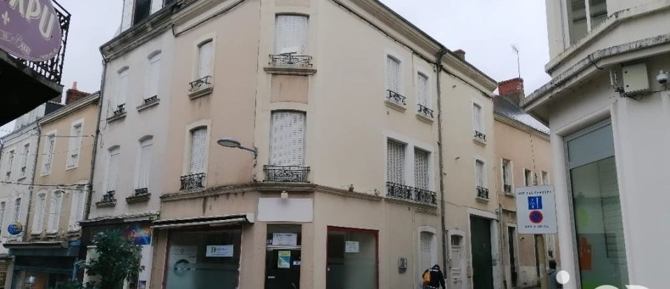 Building in Vierzon (18100) of 230 m²