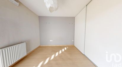 Appartement 4 pièces de 83 m² à Bordeaux (33800)