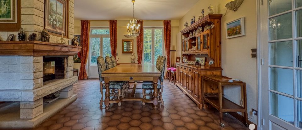 Traditional house 6 rooms of 218 m² in Verneuil-sur-Avre (27130)