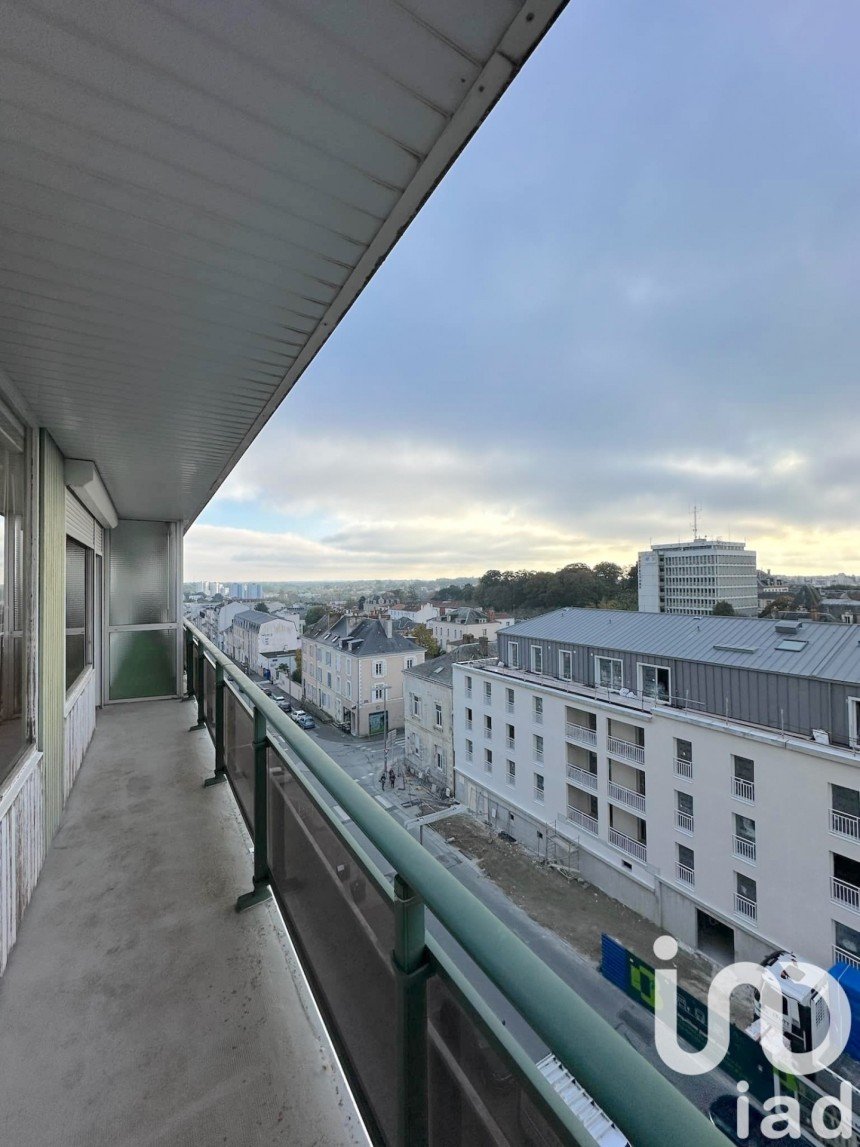 Appartement 4 pièces de 88 m² à La Roche-sur-Yon (85000)