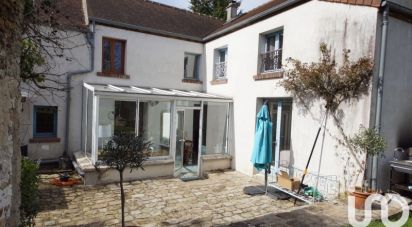 Maison 8 pièces de 166 m² à Orgeval (78630)