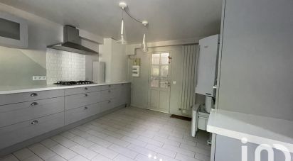 Maison 8 pièces de 166 m² à Orgeval (78630)