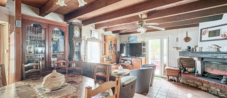 Country house 3 rooms of 81 m² in Nages (81320)