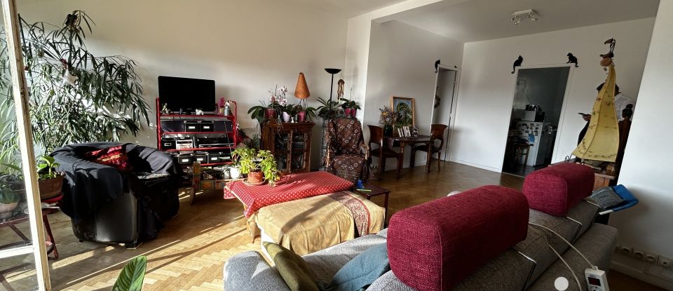 Appartement 3 pièces de 8 325 m² à Marseille (13008)