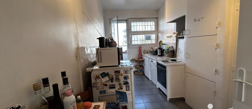 Appartement 3 pièces de 8 325 m² à Marseille (13008)