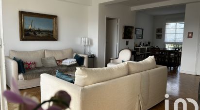 Apartment 4 rooms of 95 m² in Marseille (13008)