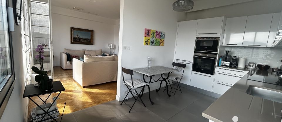 Apartment 4 rooms of 95 m² in Marseille (13008)