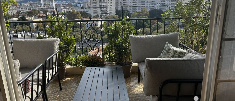 Apartment 4 rooms of 95 m² in Marseille (13008)