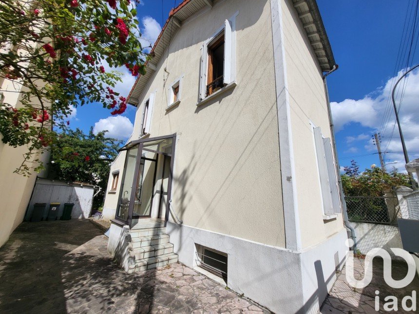 Maison traditionnelle 4 pièces de 74 m² à Argenteuil (95100)