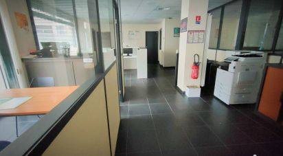 Offices of 107 m² in Dole (39100)