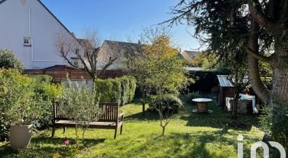 House 6 rooms of 104 m² in Pontault-Combault (77340)