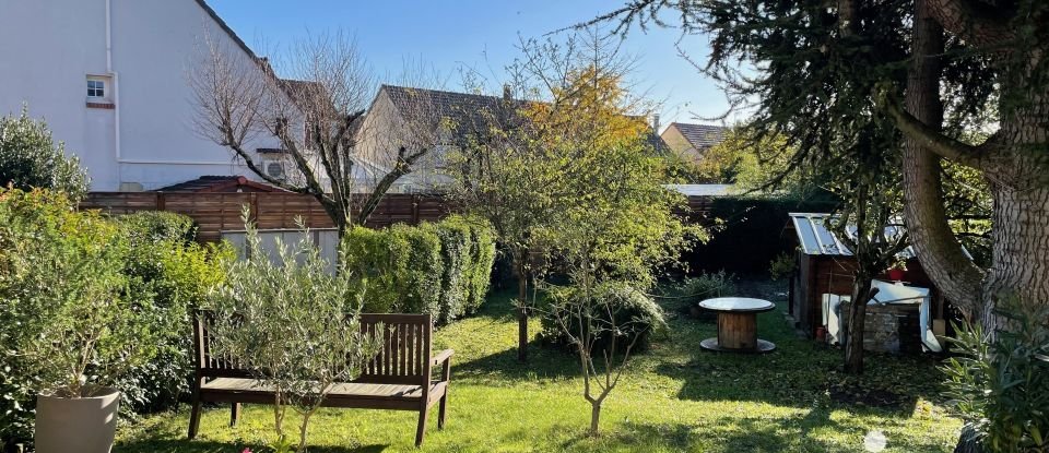 Maison 6 pièces de 104 m² à Pontault-Combault (77340)