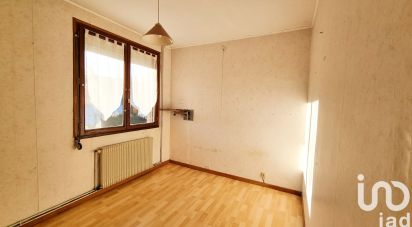 Town house 4 rooms of 100 m² in Guînes (62340)