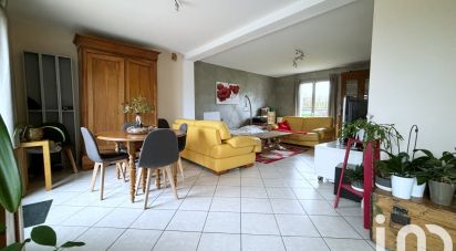 Maison 7 pièces de 140 m² à Varennes-Jarcy (91480)