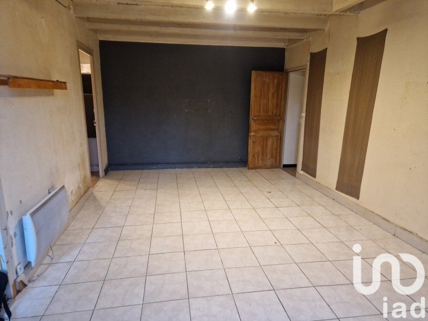 Town house 4 rooms of 77 m² in Tonnay-Charente (17430)