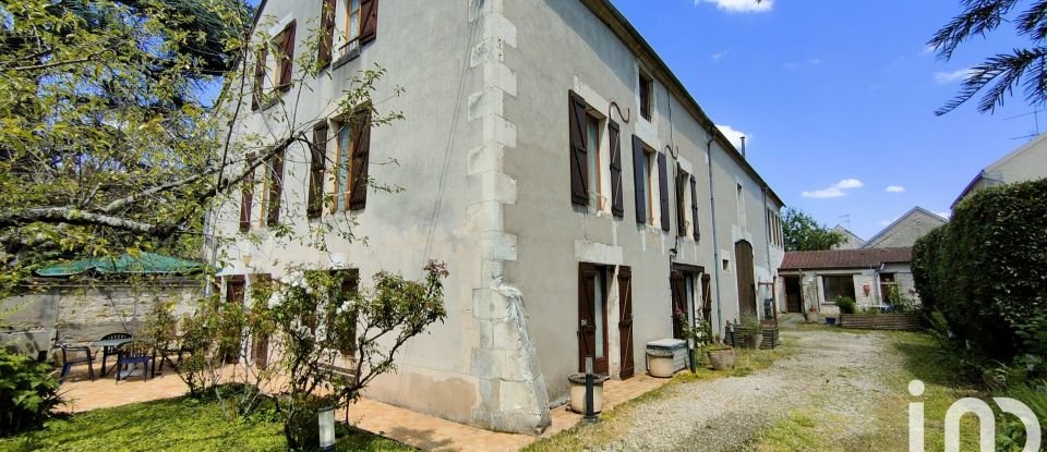 House 14 rooms of 452 m² in Champs-sur-Yonne (89290)