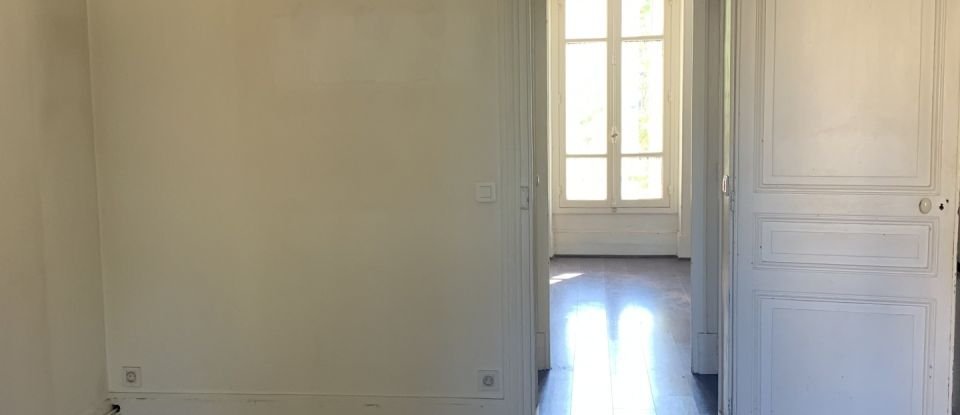 Apartment 4 rooms of 73 m² in La Garenne-Colombes (92250)