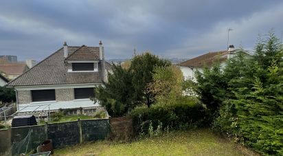 Maison traditionnelle 6 pièces de 87 m² à Rosny-sous-Bois (93110)